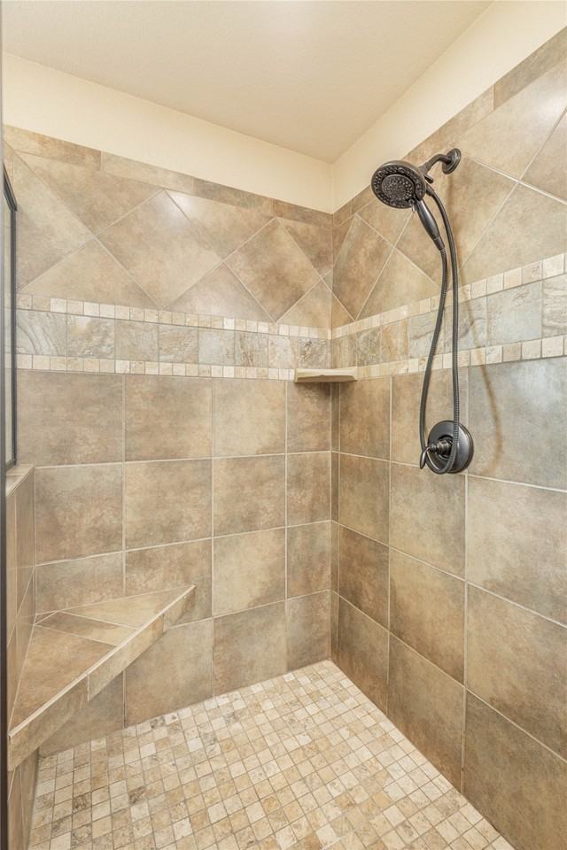 1326 Briar Cliff Path - Photo 3 of 40