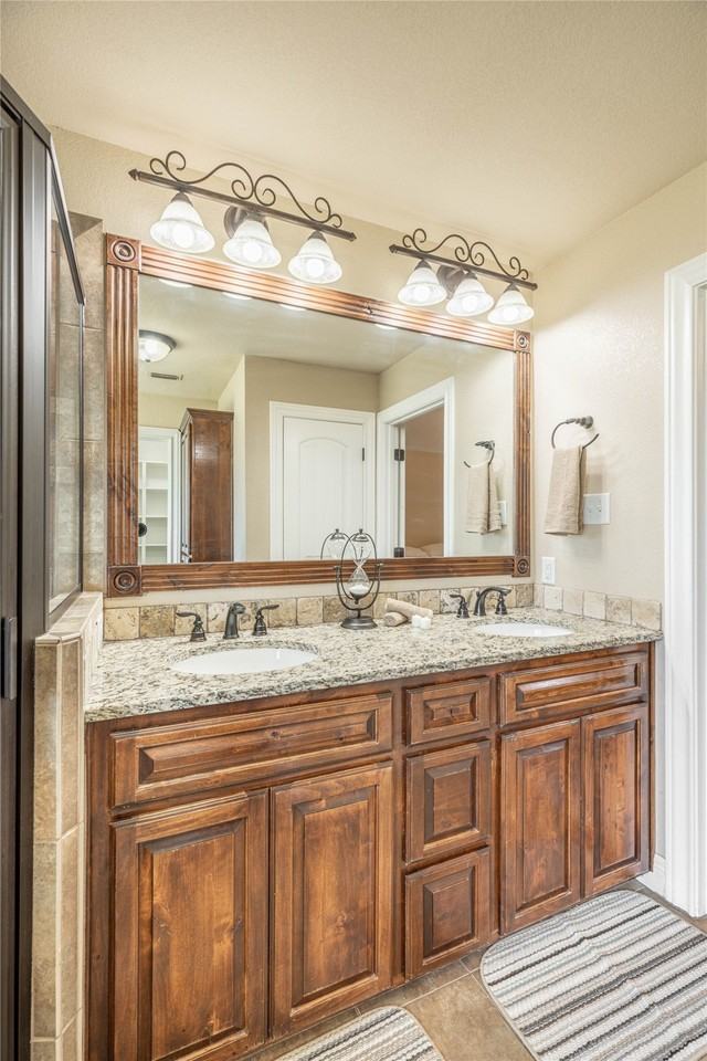 1326 Briar Cliff Path - Photo 4 of 40