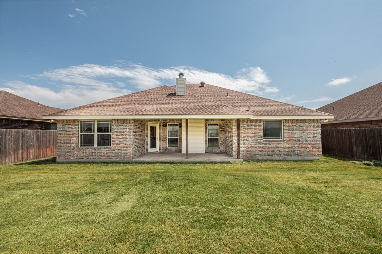 1326 Briar Cliff Path - Photo 6 of 40