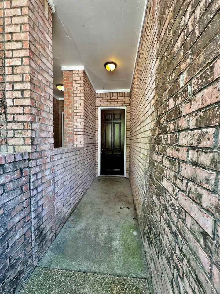 5808 La Vista Dr - Photo 4 of 24