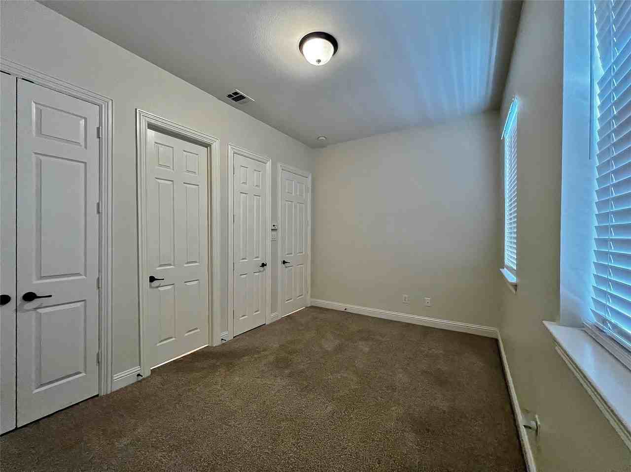 5808 La Vista Dr - Photo 7 of 24