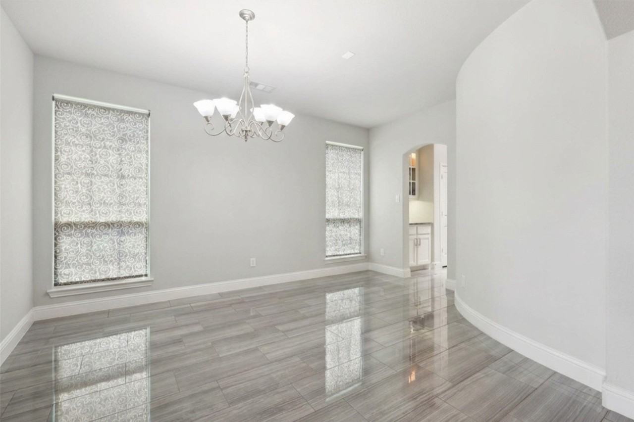 5012 Engleswood Trl - Photo 6 of 35