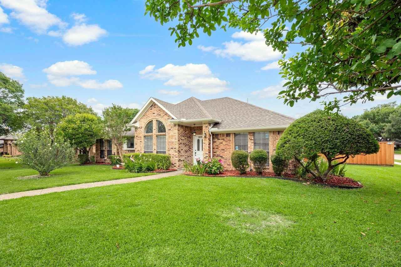 1802 Campbell Trl - Photo 2 of 40
