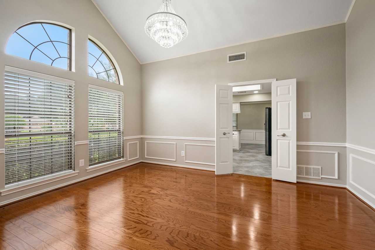 1802 Campbell Trl - Photo 6 of 40