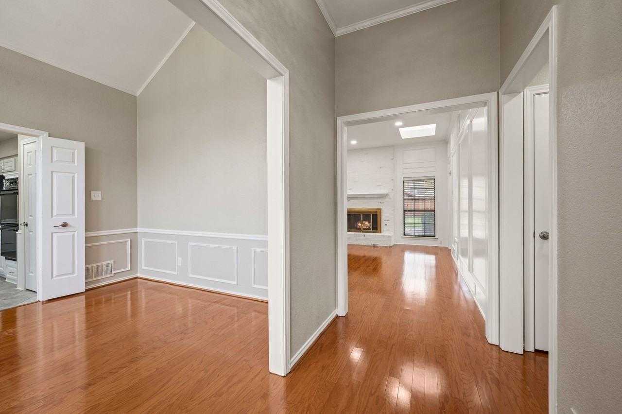 1802 Campbell Trl - Photo 7 of 40