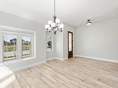 3244 Southampton Dr - Photo 4 of 23