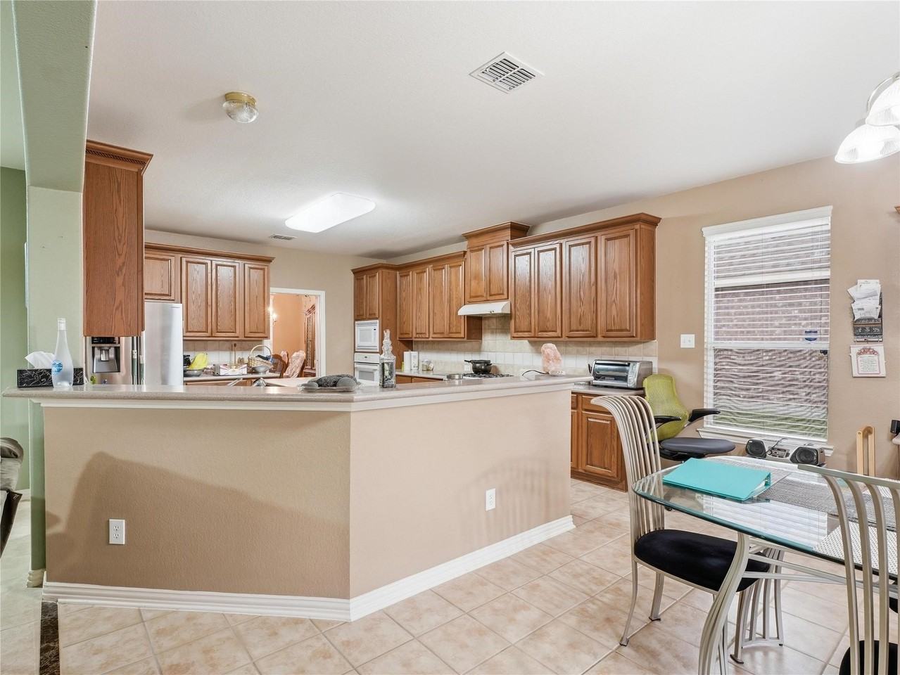 10002 River Bend Dr - Photo 7 of 22