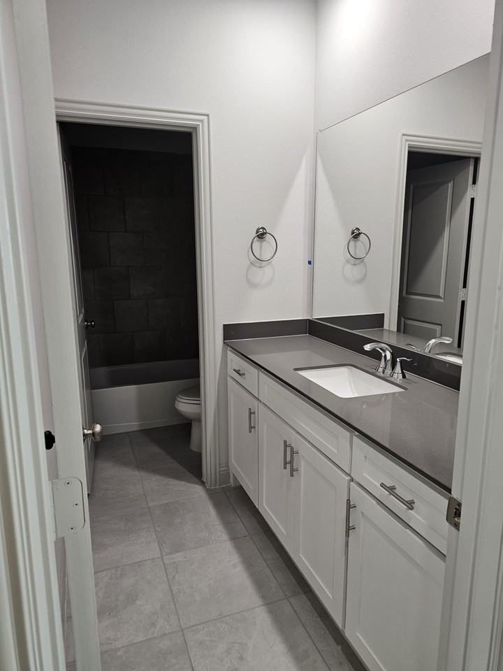 1208 Castiglione Ln - Photo 7 of 19