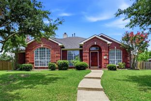 3215 Elmwood Dr - Photo 1 of 1