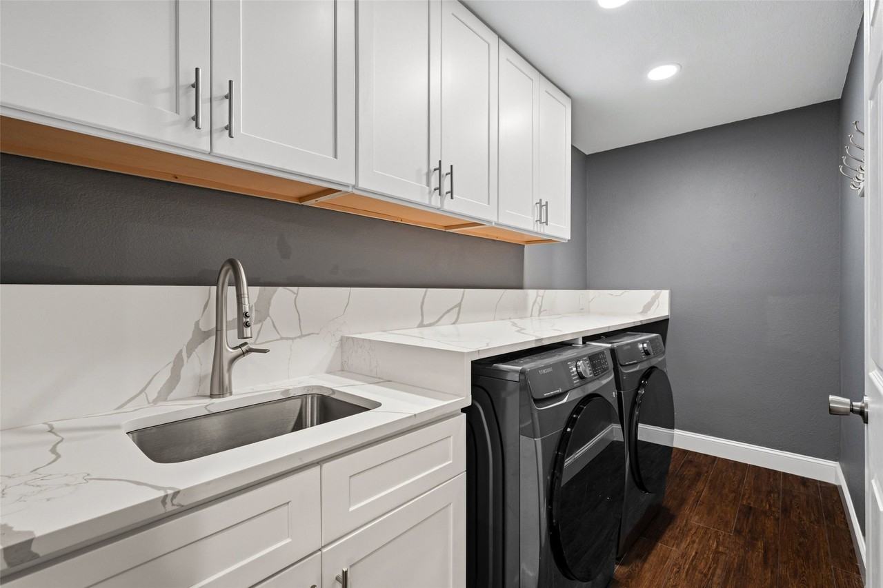 2705 Ithaca Ct - Photo 6 of 26