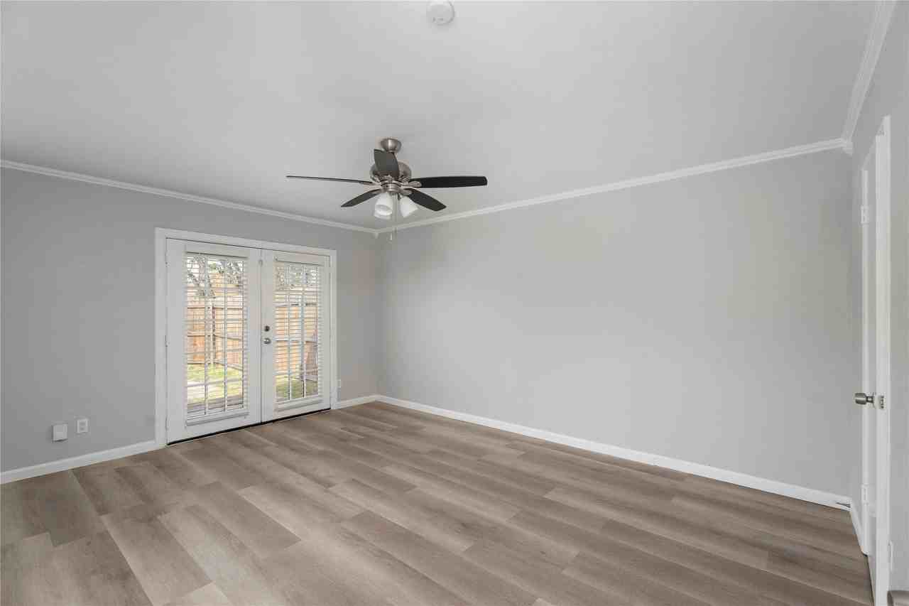 4436 Chapman St - Photo 7 of 17