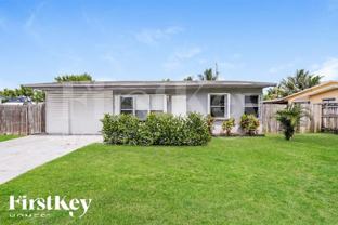 2550 Ne 8th Ave - Photo 1 of 1
