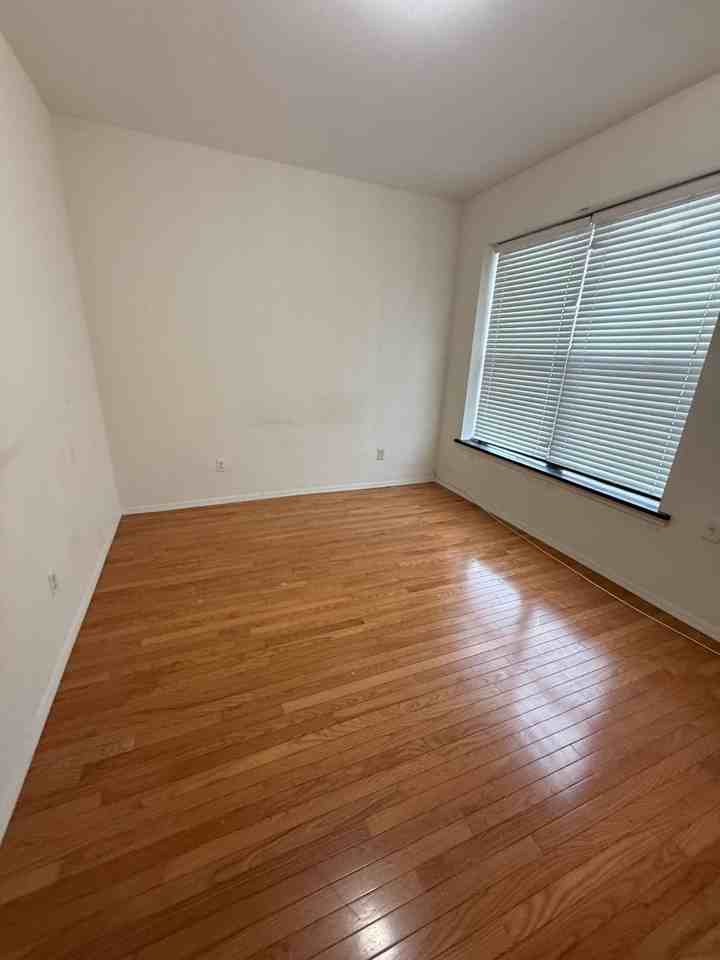 2265 27th St #1A - Photo 2 of 8