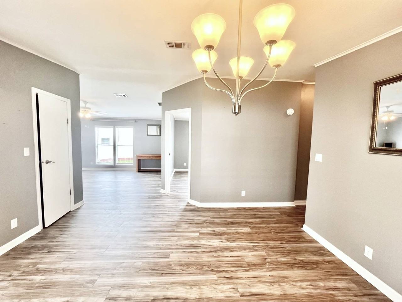 5498 Crane Feather Dr - Photo 6 of 40