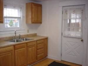 558 Neale SW Ave - Photo 2 of 4