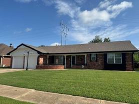 2309 Sw 82nd St - Photo 1 of 1