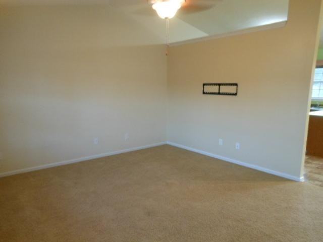 109 Burrell Lane - Photo 2 of 13