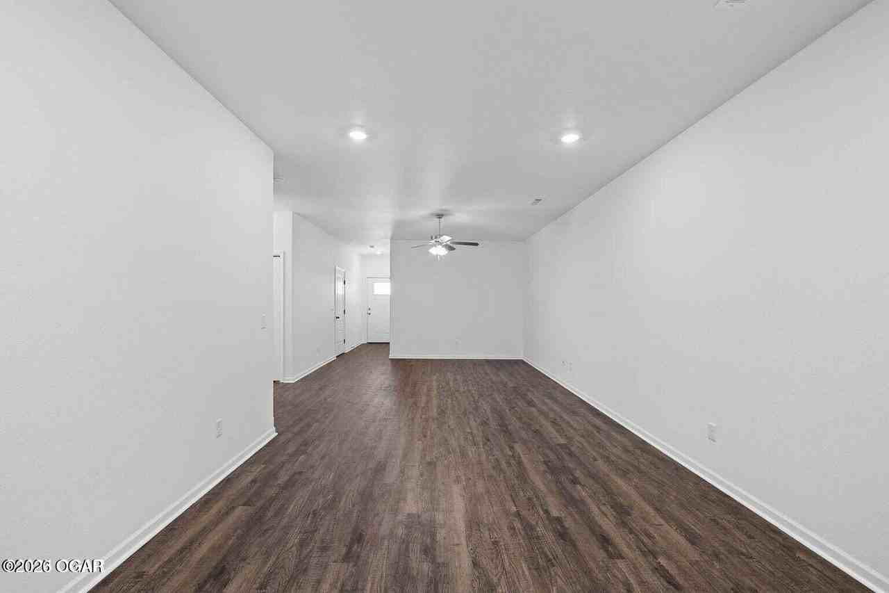 609 Short Leaf Ln - Photo 5 of 19