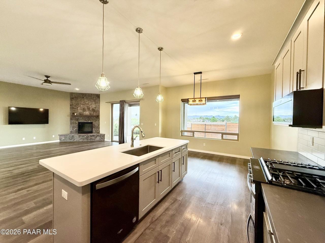 4741 N Stage Way Ln - Photo 3 of 19