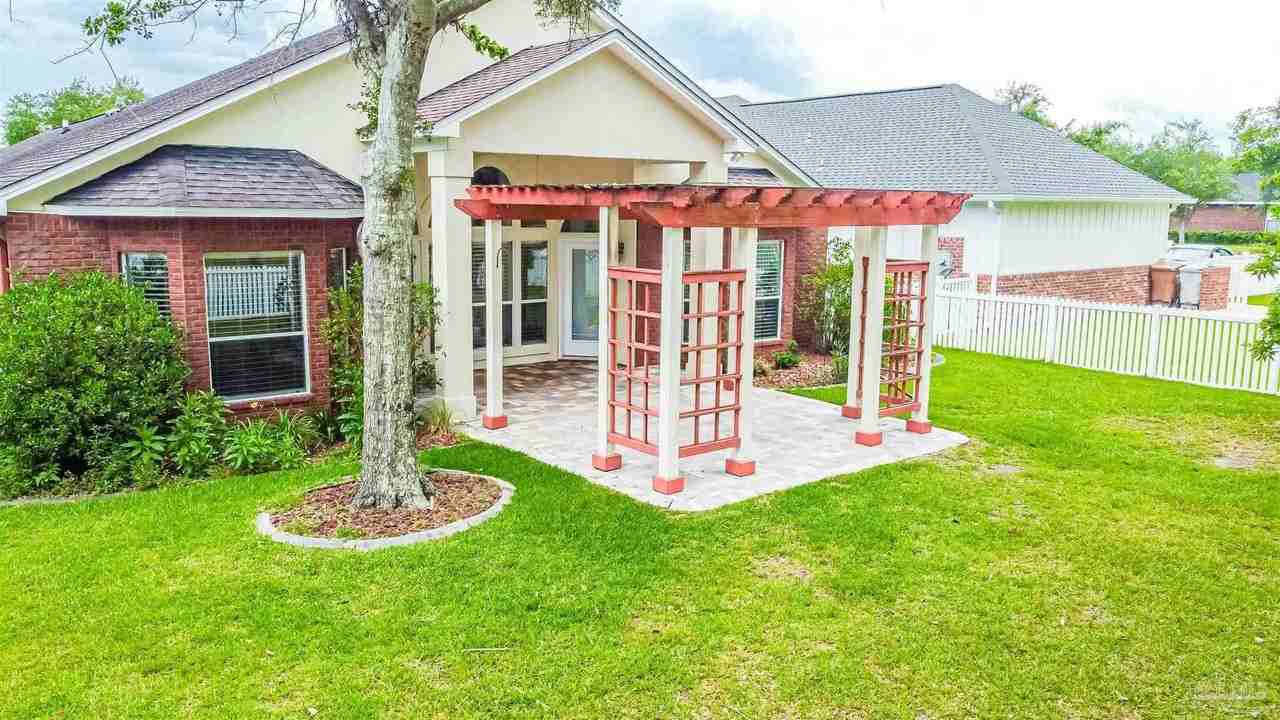 5805 Dunbar Cir - Photo 6 of 37
