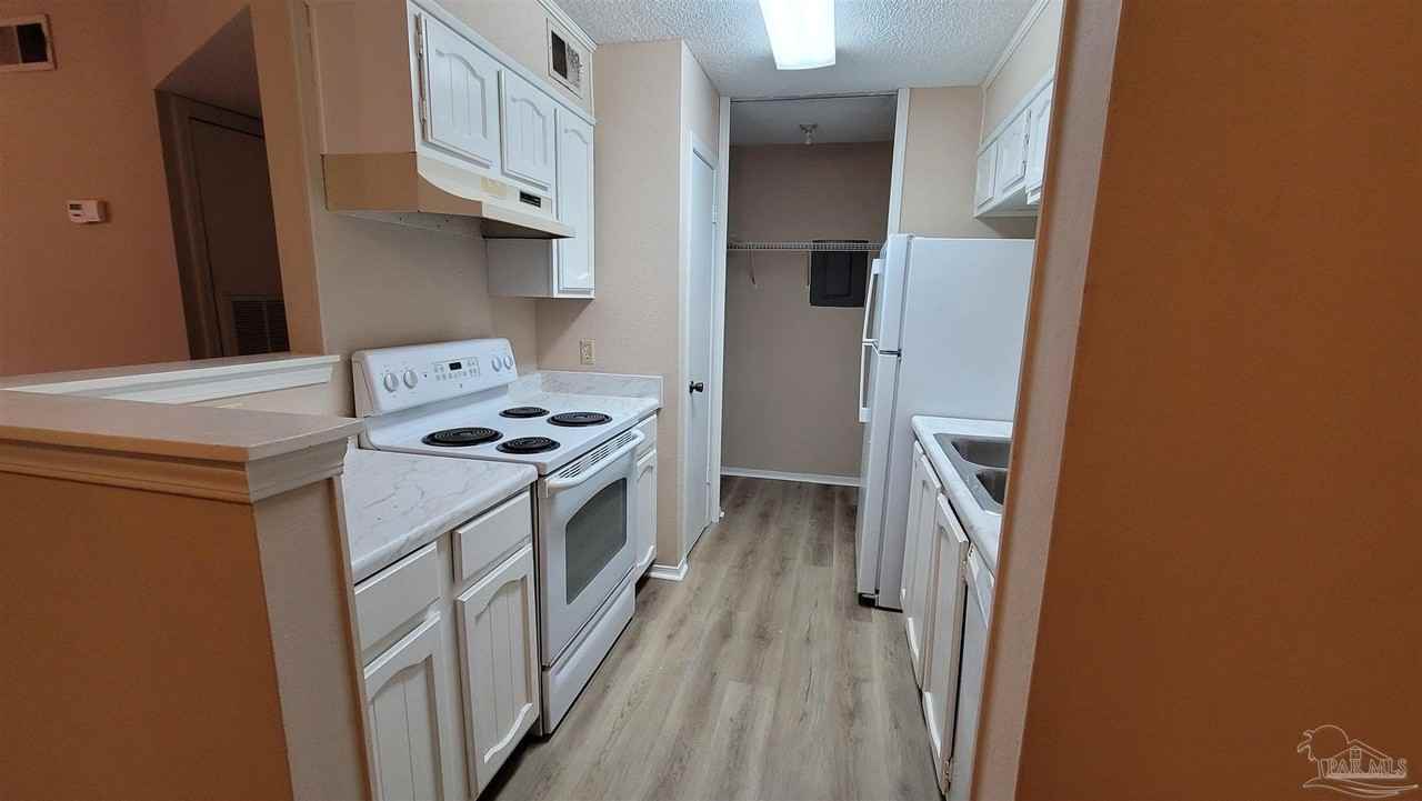 2299 Scenic Hwy #M3 - Photo 3 of 8
