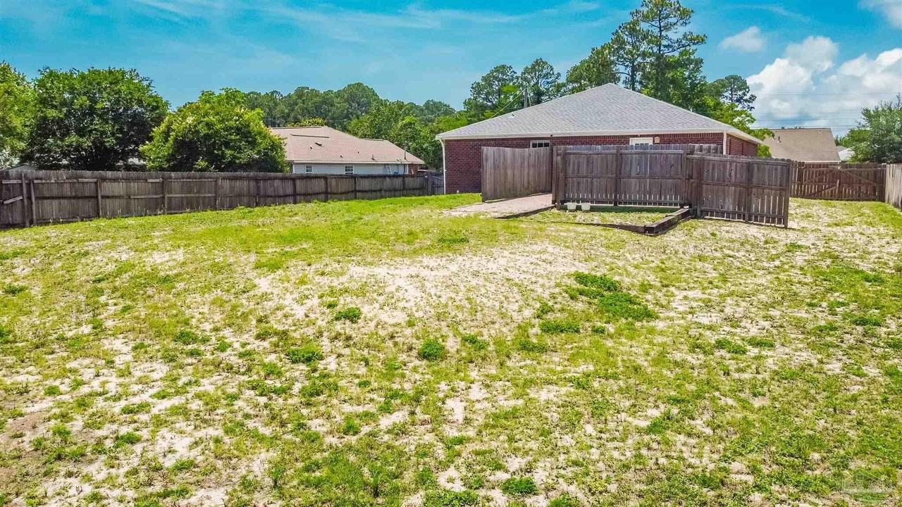 2104 Frontera St - Photo 6 of 47