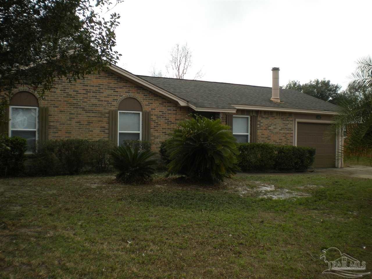 3255 Maplewood Dr - Photo 2 of 14