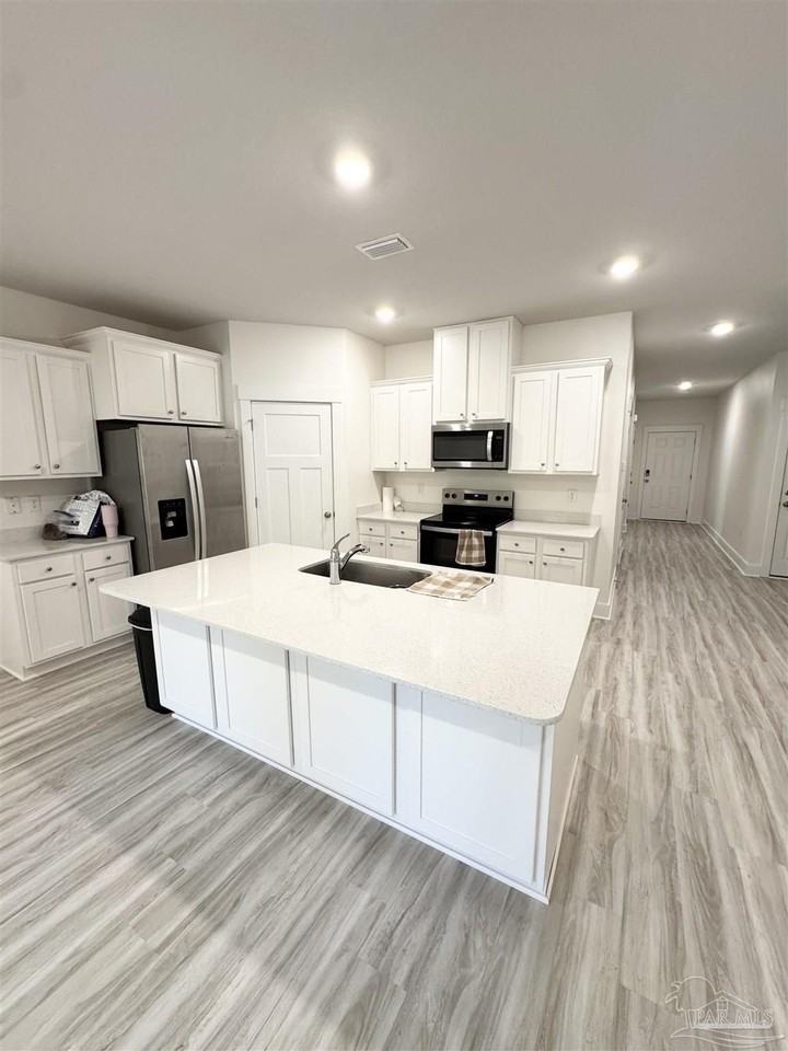 4946 Snipe Rd - Photo 4 of 22