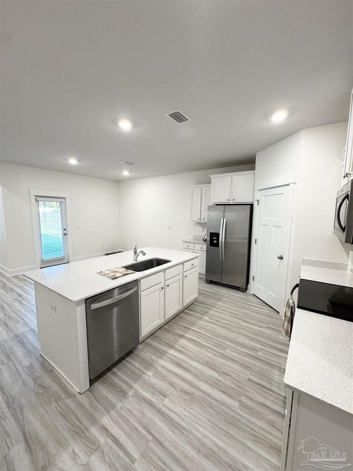 4946 Snipe Rd - Photo 6 of 22