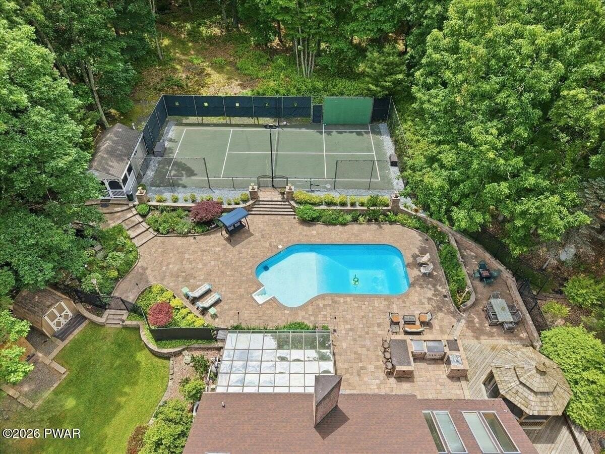 1075 Acacia Dr - Photo 3 of 50