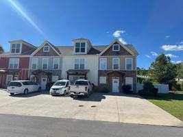 featured image of 1702 Arbor Hills Dr Se