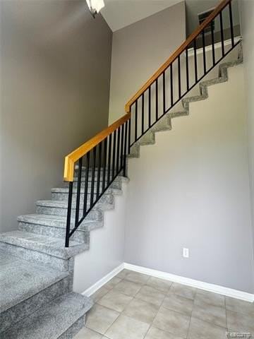 45997 Rhodes Dr - Photo 2 of 23