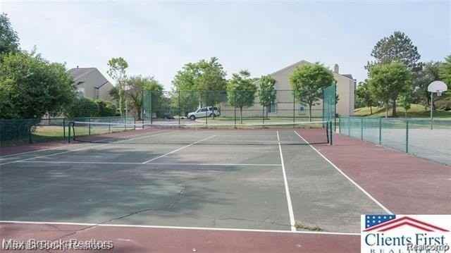 7422 Azalea Ct - Photo 4 of 21