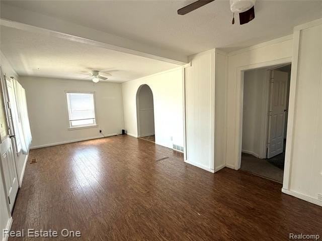 5645 Fenton St - Photo 3 of 11