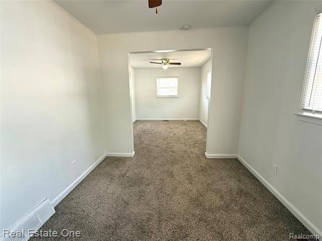 5645 Fenton St - Photo 7 of 11