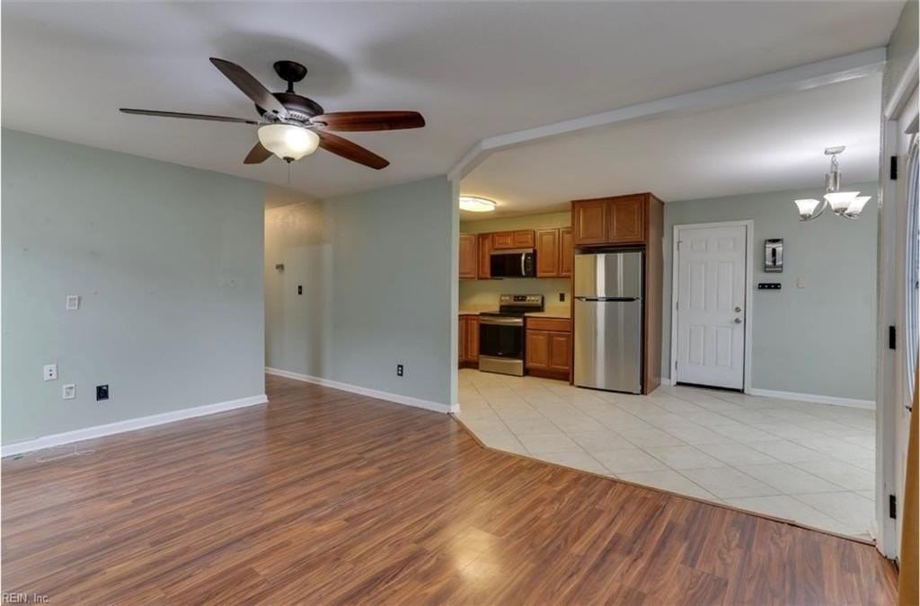 3521 Dana Ln - Photo 3 of 18