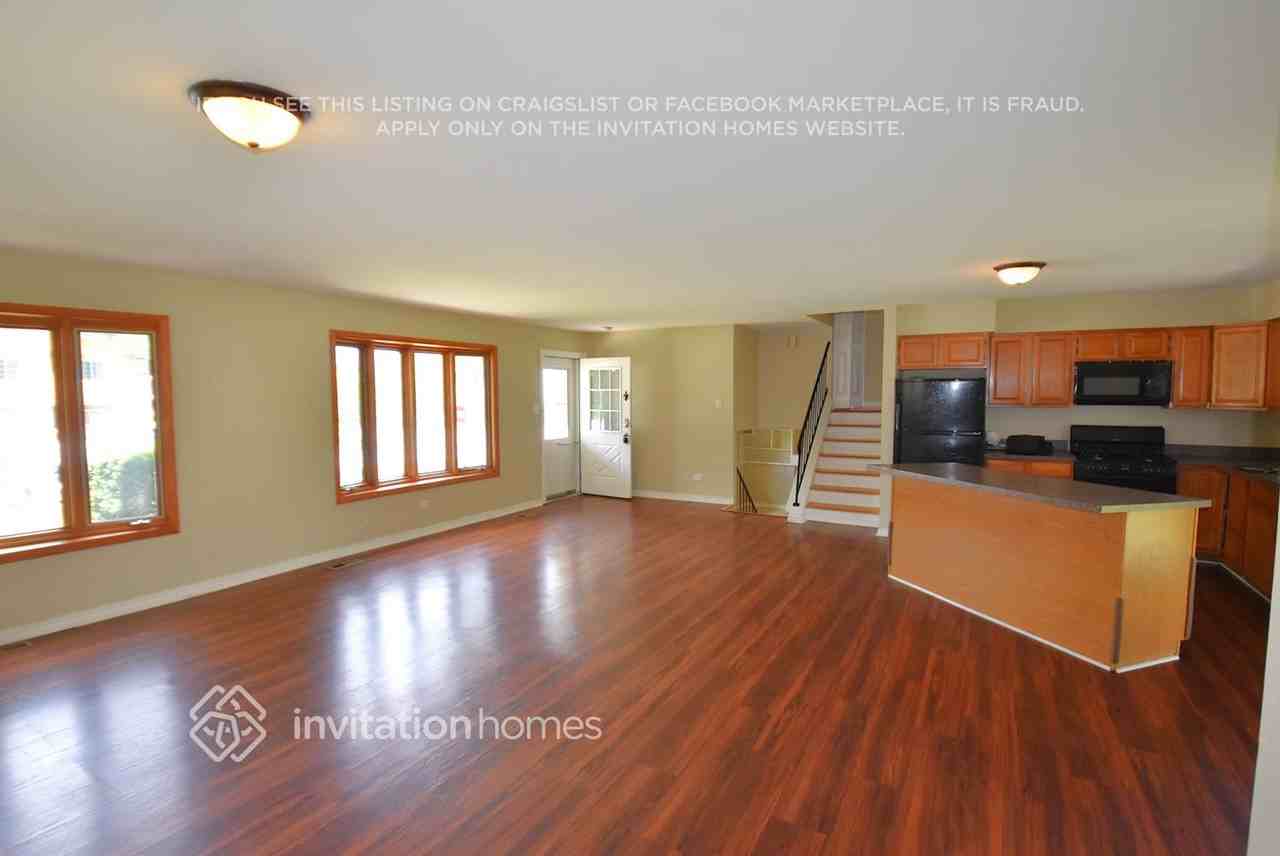 5101 Deerpath Rd - Photo 2 of 10
