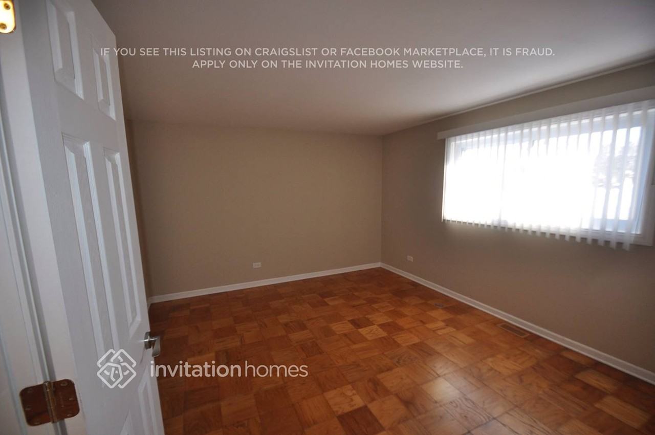 5101 Deerpath Rd - Photo 5 of 10