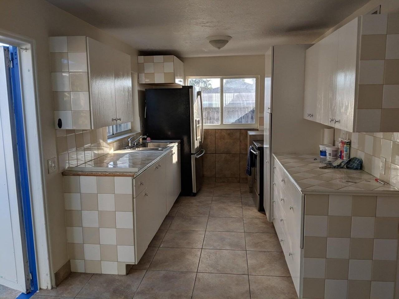 1102 James Rd - Photo 3 of 13