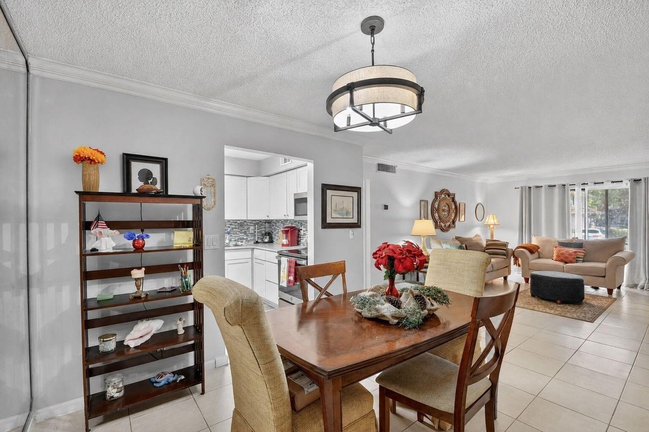 9810 Pineapple Tree Dr #103 - Photo 5 of 50