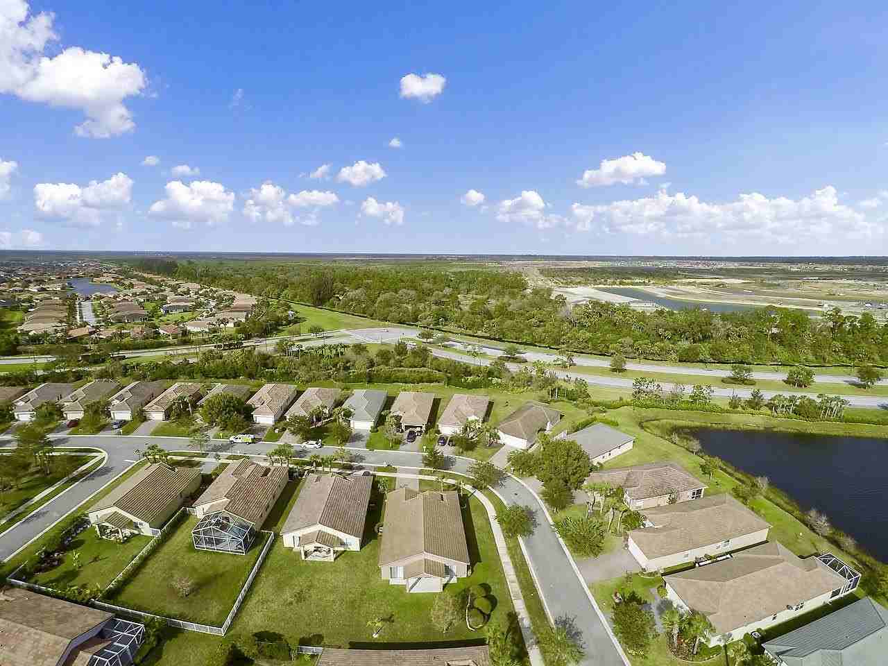 9563 Sw Flowermound Cir - Photo 4 of 38