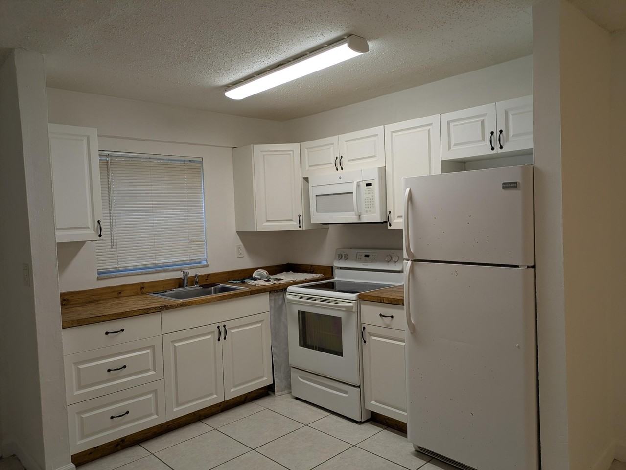 3502 Riverside Dr #3
