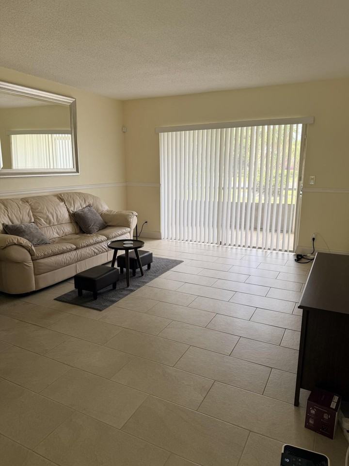 1630 Embassy Dr #104 - Photo 6 of 8