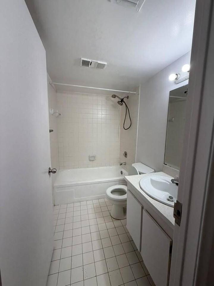 1750 N Congress Ave #207 - Photo 4 of 28