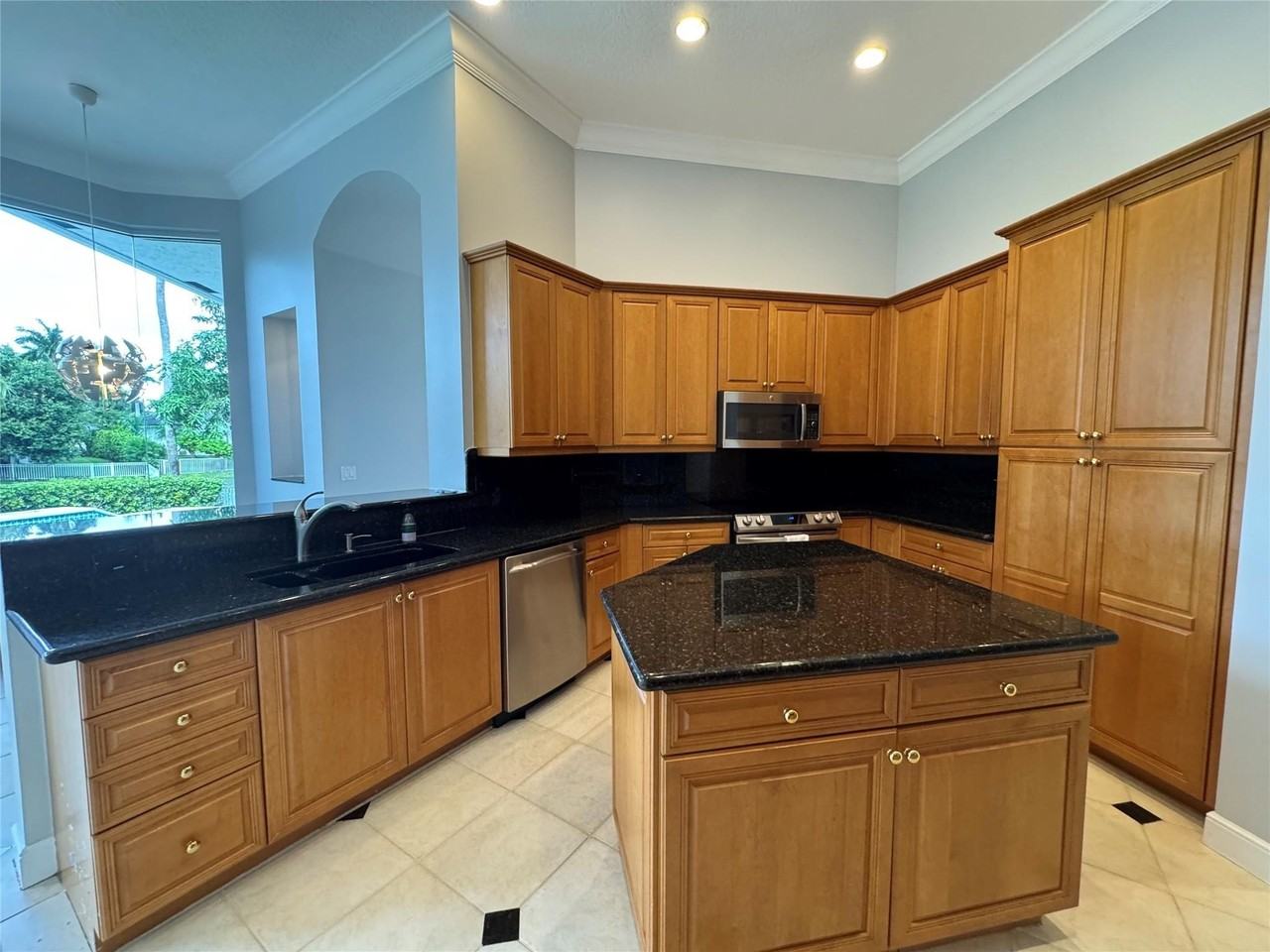11165 Whitehawk St - Photo 6 of 22