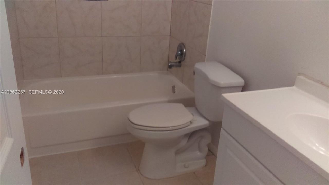 8576 Sunset Dr #1 - Photo 7 of 13