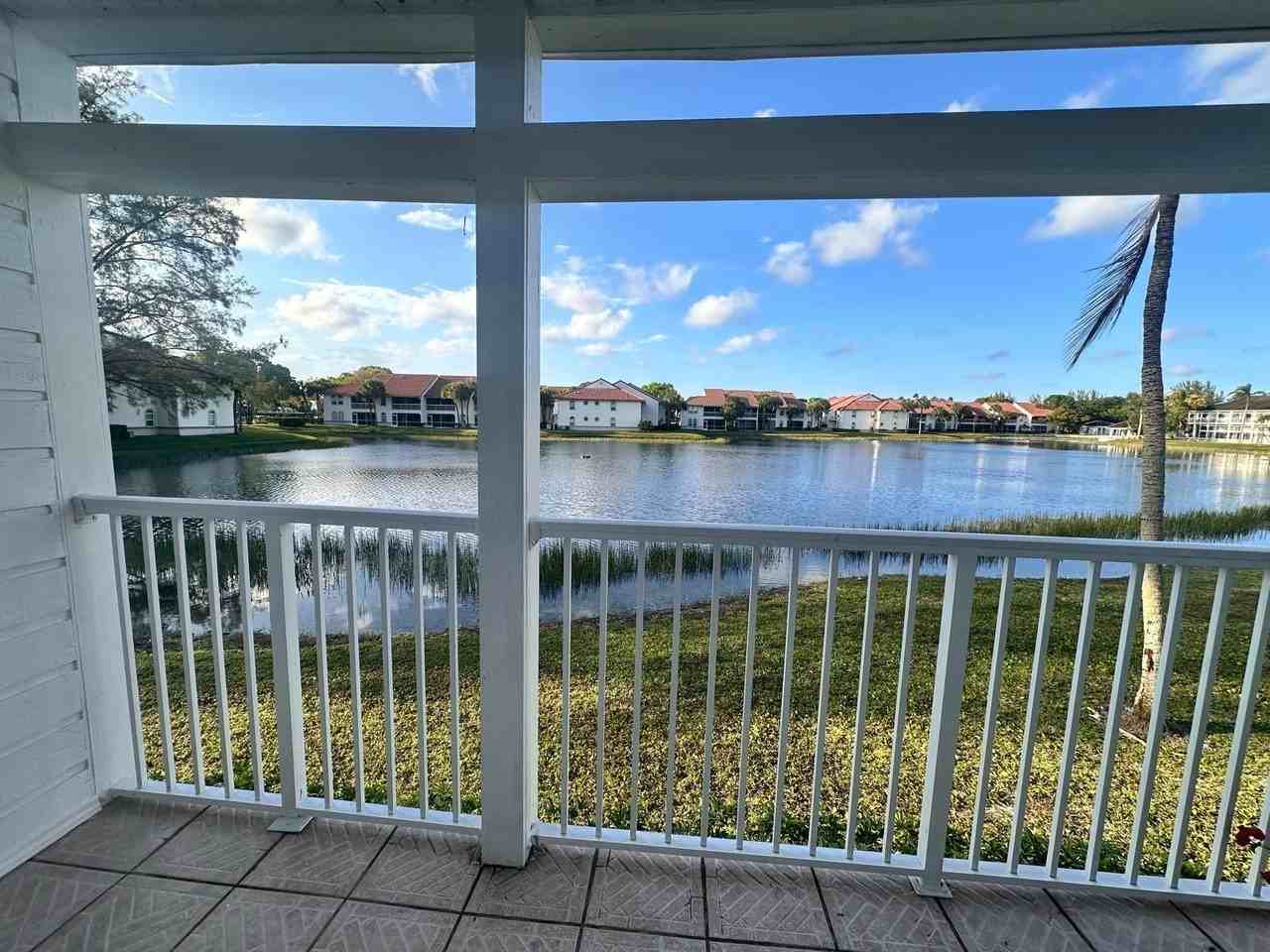 160 Cypress Point Dr - Photo 2 of 28