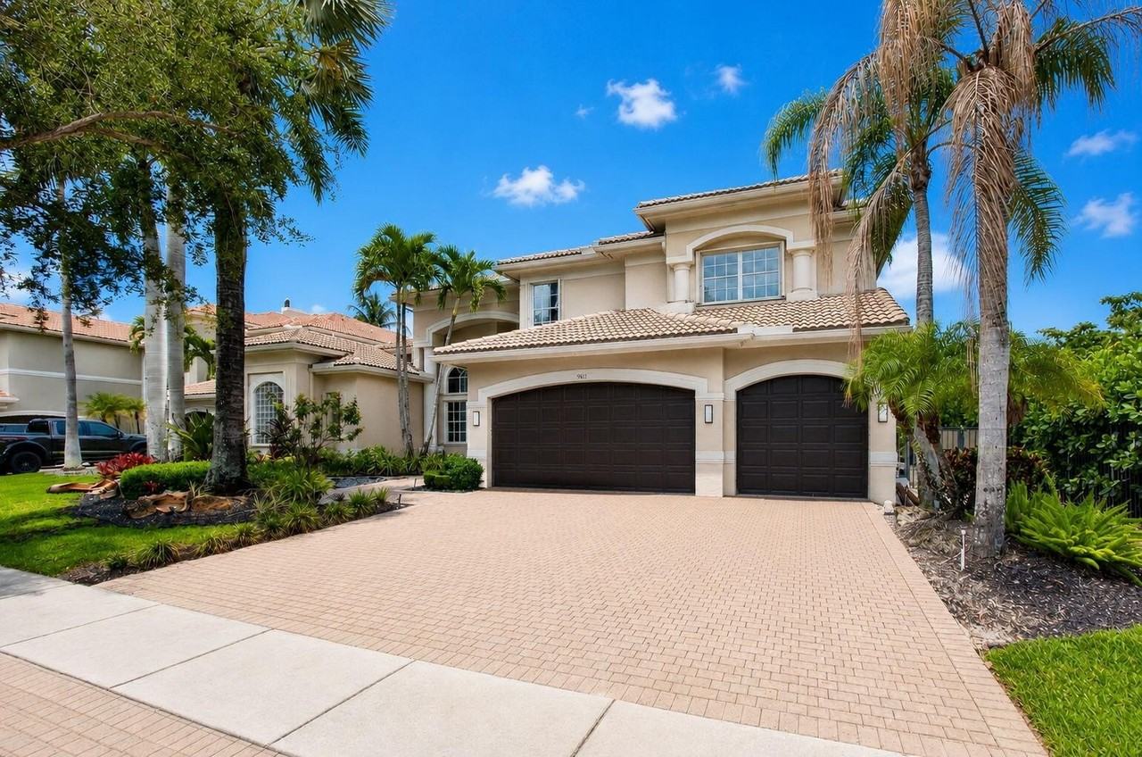 9511 Savona Winds Dr - Photo 2 of 50