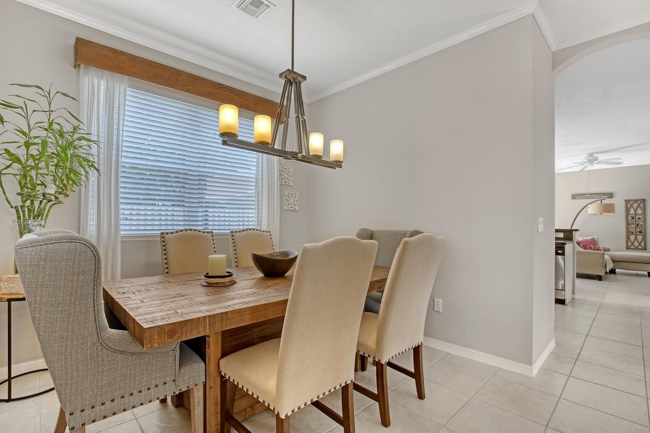 10751 Oak Bend Way - Photo 7 of 33