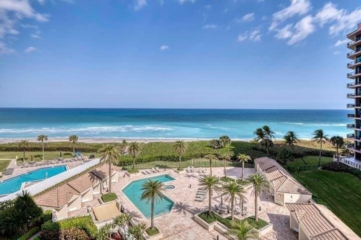 570 Ocean Dr #601 - Photo 2 of 33